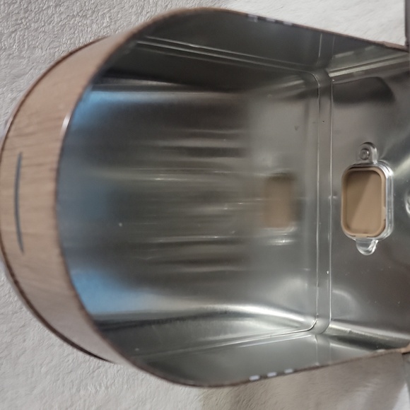 Coca-Cola Retro Jukebox Collectible Coin Bank Tin - Picture 9 of 11